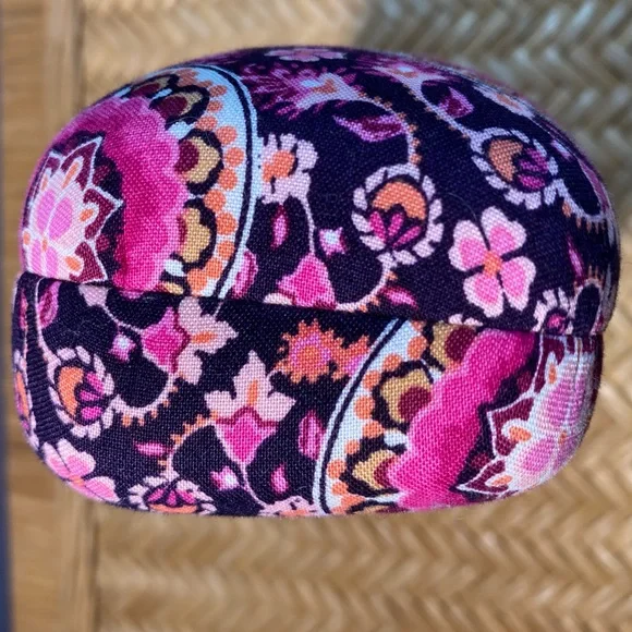 Vera Bradley | Raspberry Medallion Sunglasses Case - Picture 9 of 13